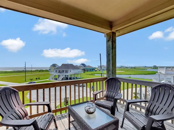 708 Kyndall Cor, Pt Bolivar, TX 77650