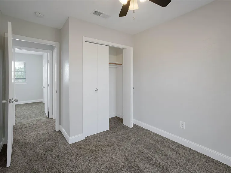 2203 Sheraton Dr — Photo 13