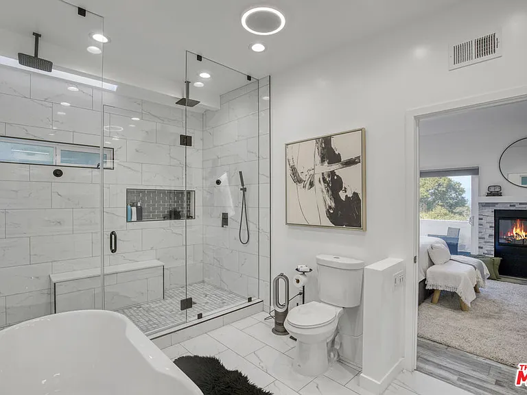 4110 Vanetta Pl — Photo 22