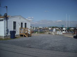 11 Lombard St, Leipsic, DE 19901
