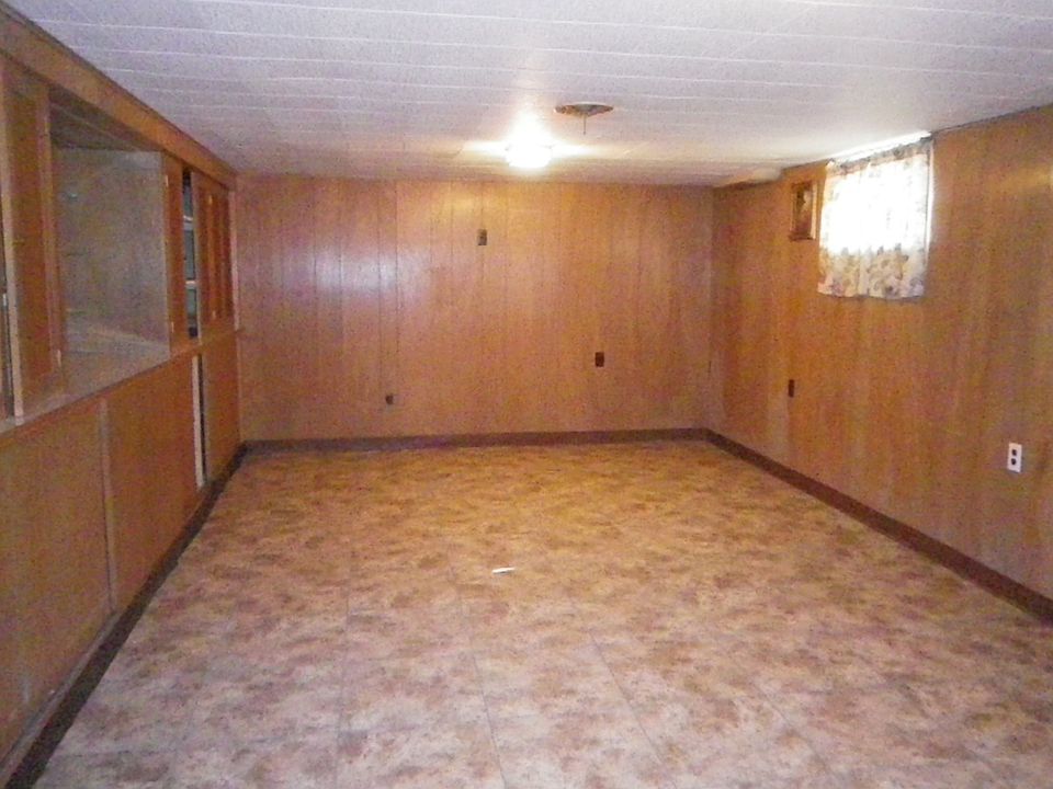 1st image of 7419 Leadale Dr