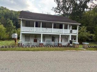 10093 Bold Camp Rd, Pound, VA 24279
