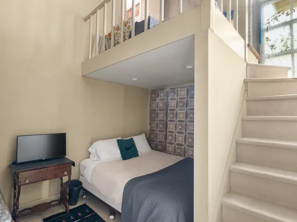 72 Horatio Street image 10 of 14