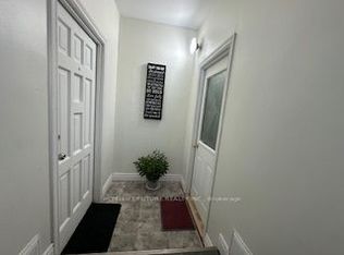 174 Ritson Rd S #201, Oshawa, ON L1H 5H5