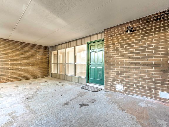 3rd image of 536 Berlin Dr #187K