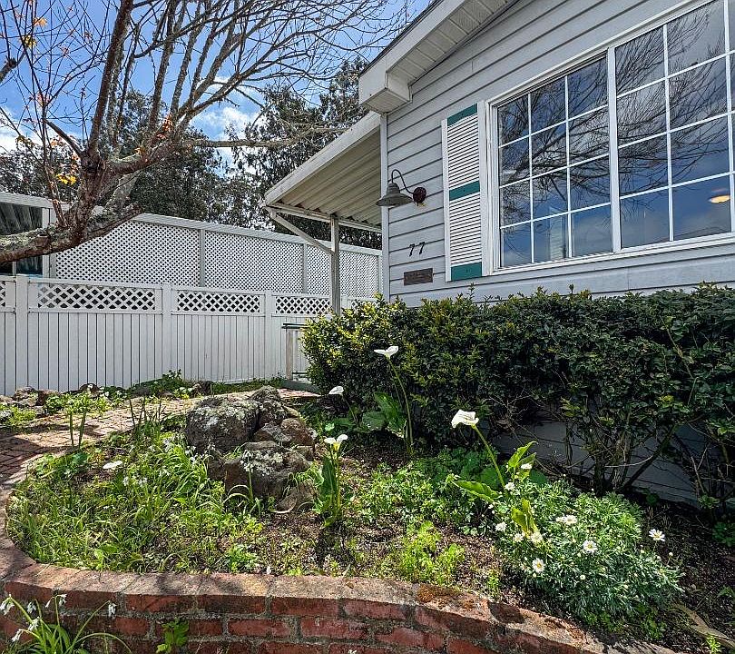 1st image of 77 Creekside Dr #77