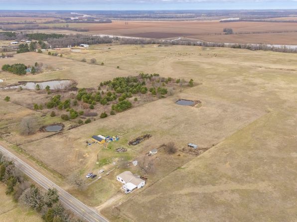19538 Farm Road 197, Sumner, TX 75486