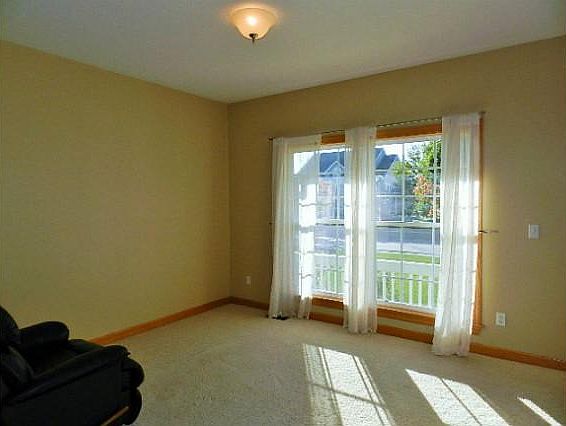 1st image of 2307 SW Woodland Ct