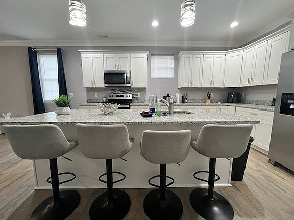 4th image of 1518 Proescher St #11411383