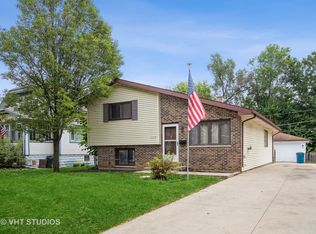 329 S Maple St, Itasca, IL 60143
