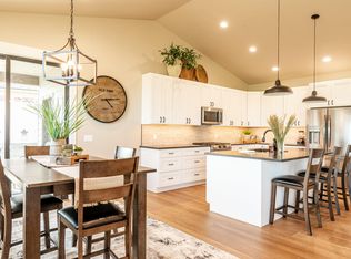 388 Legacy Rd, Sheridan, WY 82801