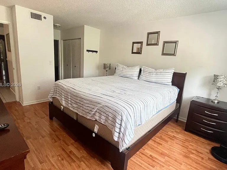 19999 E Country Club Dr #1303 — Photo 9