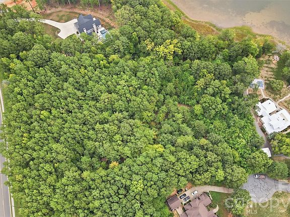 2nd image of 4501 Water Oak Dr