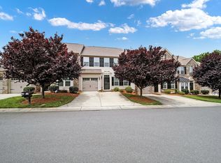 16314 Magnolia Woods Ln, Charlotte, NC 28277