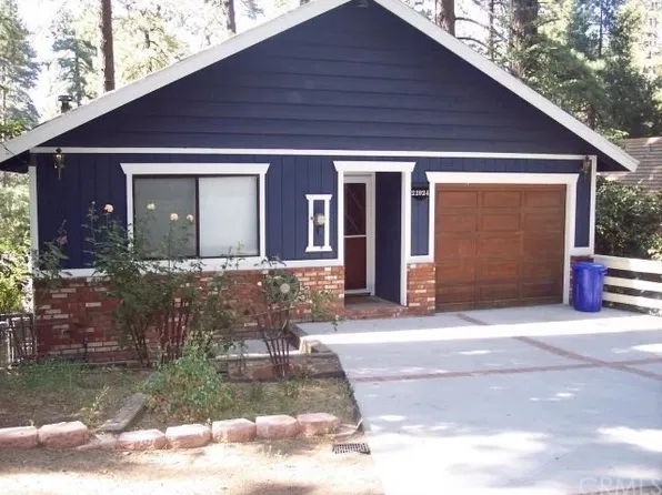 22924 Laurel Ln, Crestline, CA 92325