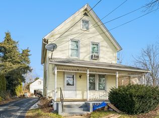 30 Clairmont Avenue, Norwich, CT 06360