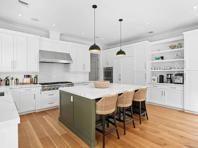 17 White Oak Ln — Photo 5