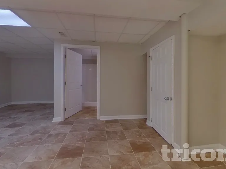 1516 Maple Ridge Dr — Photo 16