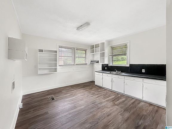 5th image of 1743 27th St
