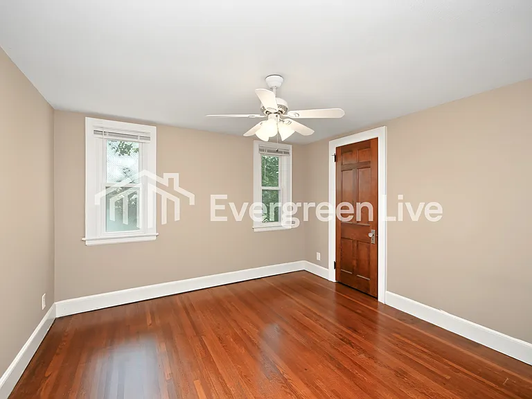 3050 Sheldon Ave — Photo 13
