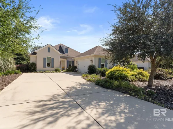 554 Retreat Ln, Gulf Shores, AL 36542