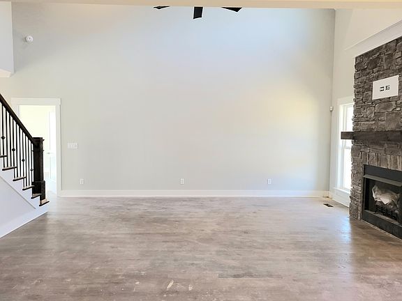 3rd image of 7225 Eagle Nest Ln #3