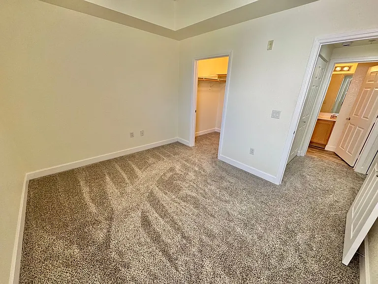 59 E Agate Ave #403 — Photo 9