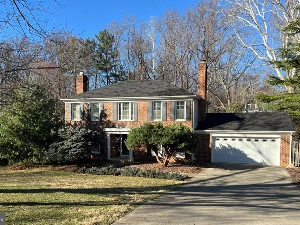 9 Trailridge Ct, Rockville, MD 20854