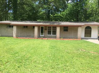 3035 Oakcrest Dr, Baton Rouge, LA 70814
