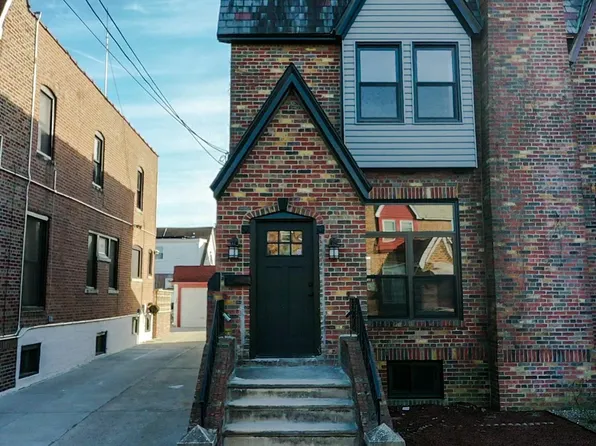 205-22 114th Road, Saint Albans, NY 11412