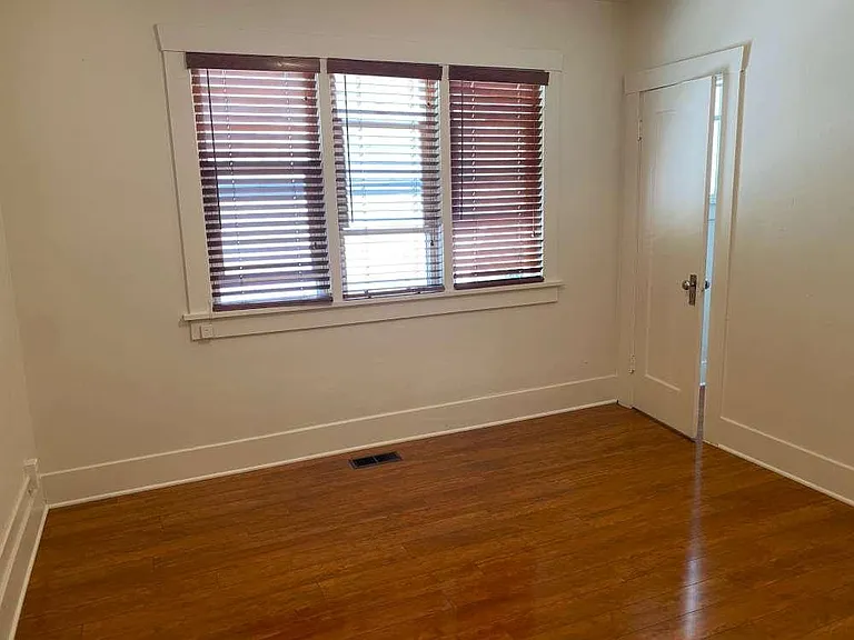 37 N 200 E #1 — Photo 10