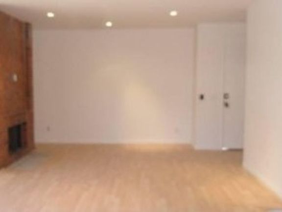 2nd image of 1435 26th St Unit 12