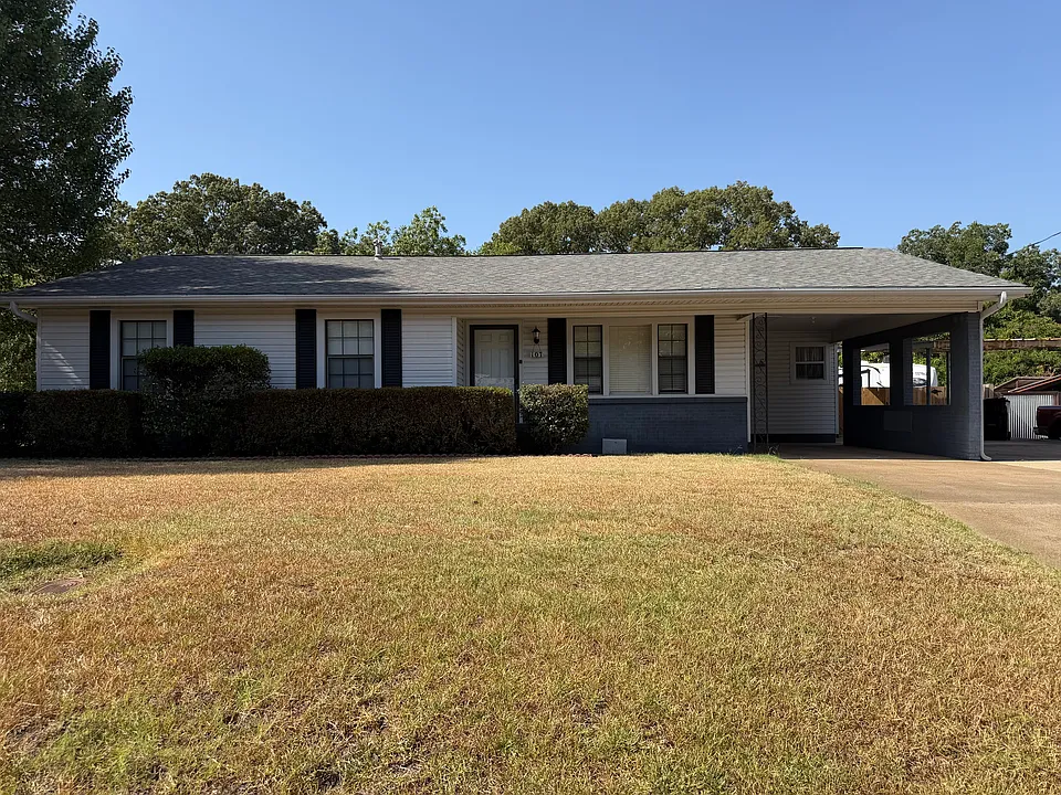 107 W Twilight Dr
