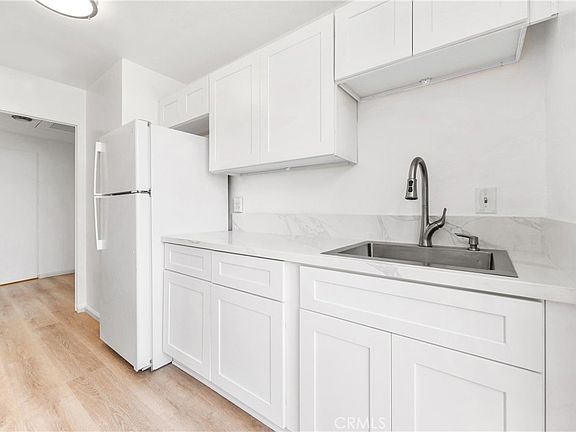 4th image of 100 Atlantic Ave APT 1005