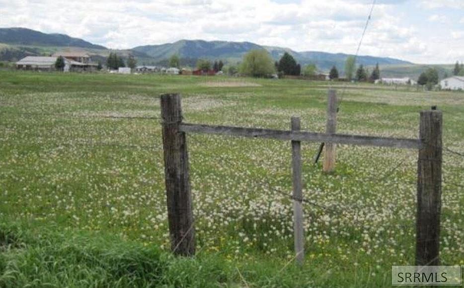 2nd image of 3036 Swan Valley Hwy