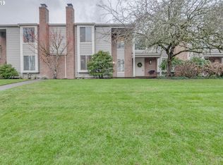 1470 Boca Ratan Dr, Lake Oswego, OR