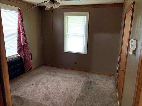 5th image of 1518 Hoefgen St