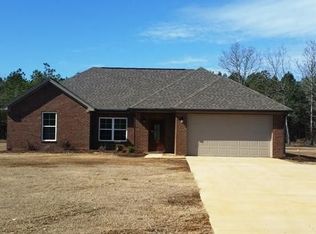 322 Tyler Rd, Starkville, MS 39759