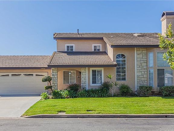 3rd image of 15852 E Royal Estates Dr