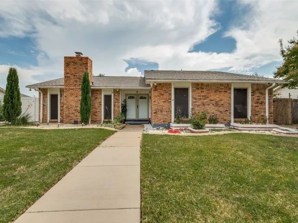 2109 Lewis Trl, Grand Prairie, TX 75052