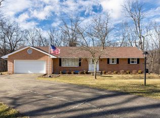 1704 Naughtingham Rd, Newark, OH 43055