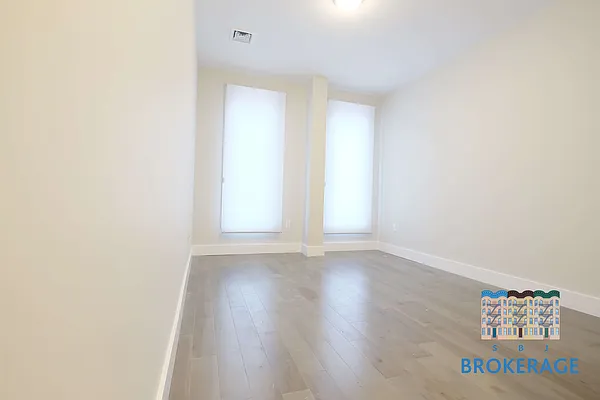 Rented by SBJ Brokerage, LLC | media 58