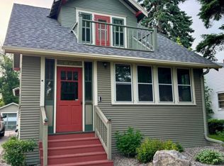 809 Cherry St, Grand Forks, ND 58201