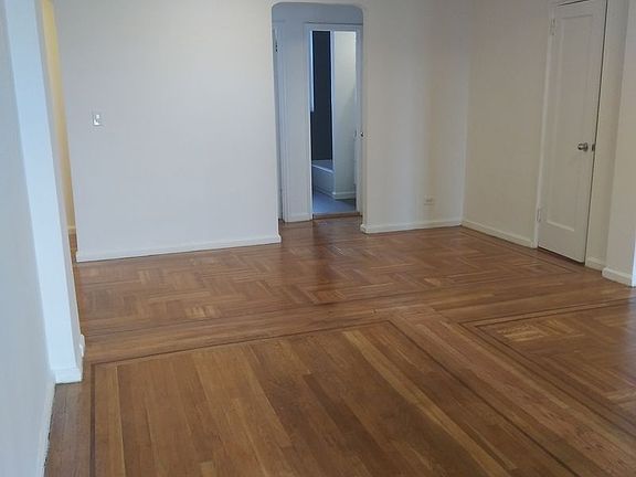 3rd image of 200 Haven Ave #5RF