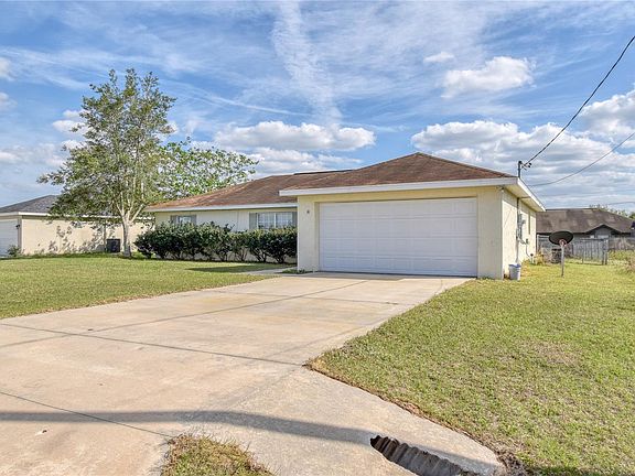 3rd image of 10 Juniper Dr