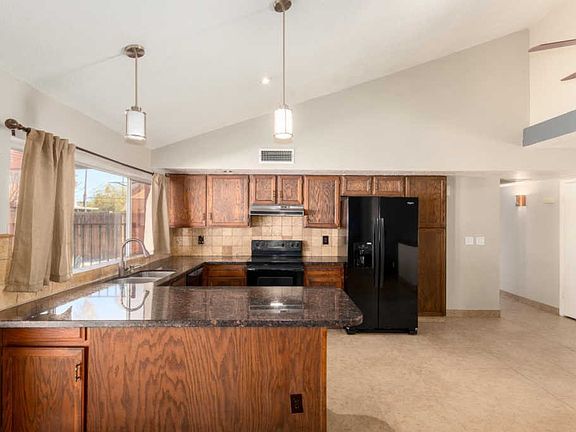 5th image of 4042 W Windrose Dr