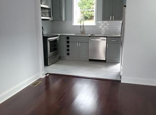 411 Shurs Ln, Philadelphia, PA 19128