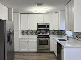 208 Magnolia Ave, Fort Lauderdale, FL 33325