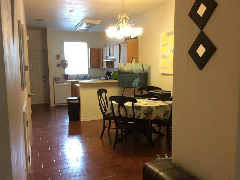 4415 SW 34th St #607 — Photo 2