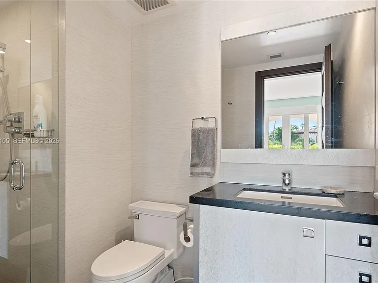 19216 Fisher Island Dr #19216 — Photo 16